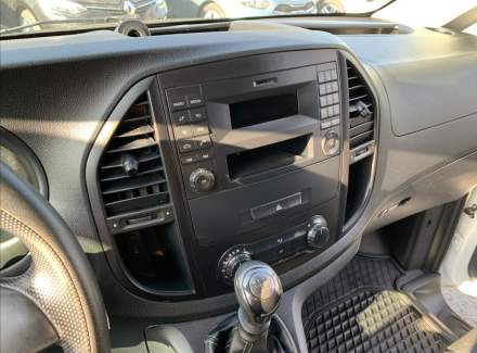 Mercedes-Benz - Vito