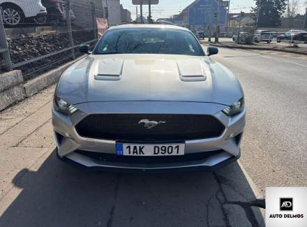 Ford - Mustang