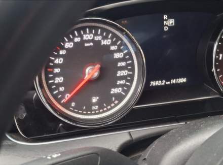 Mercedes-Benz - E-class