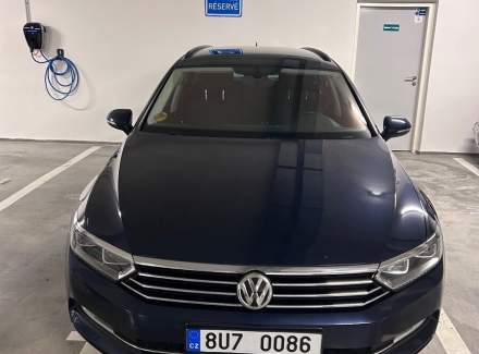 Volkswagen - Passat