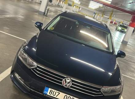 Volkswagen - Passat