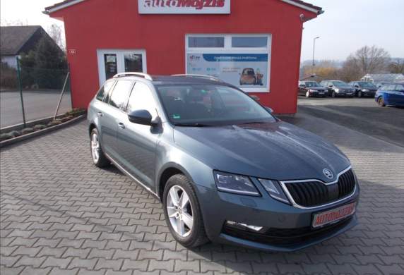 Škoda - Octavia