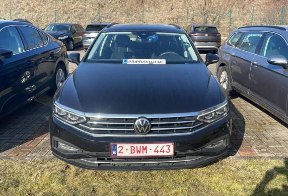 Volkswagen - Passat