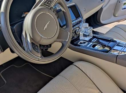 Jaguar - XJ