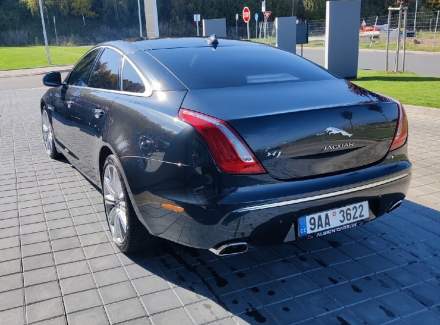 Jaguar - XJ