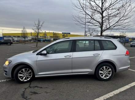 Volkswagen - Golf