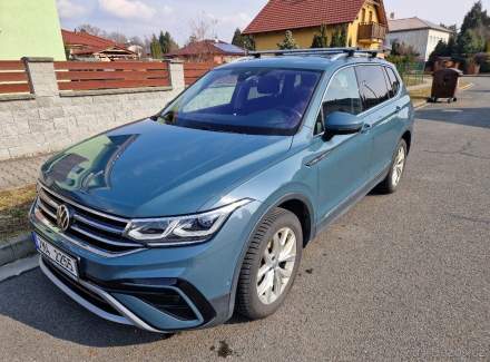 Volkswagen - Tiguan