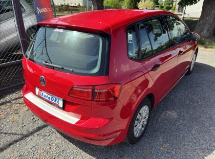 Volkswagen - Golf