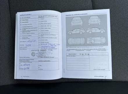 Volkswagen - Golf