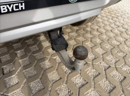 Land Rover - Defender