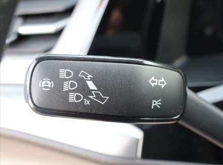 Volkswagen - Multivan