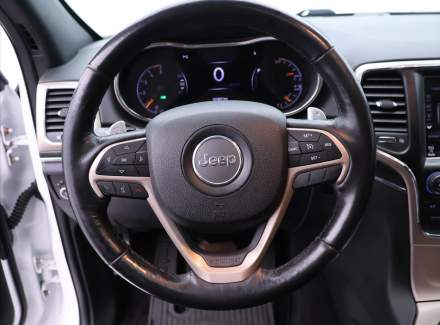 Jeep - Grand Cherokee