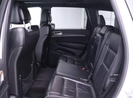 Jeep - Grand Cherokee