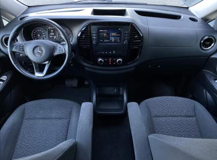 Mercedes-Benz - Vito