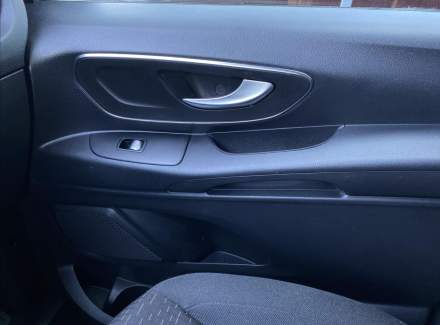 Mercedes-Benz - Vito