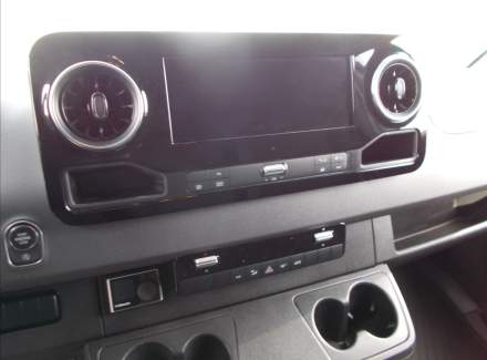 Mercedes-Benz - Sprinter