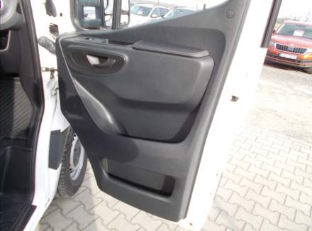 Mercedes-Benz - Sprinter