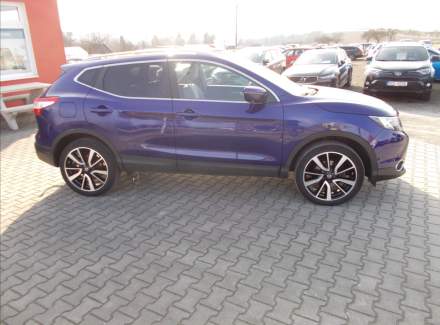 Nissan - Qashqai