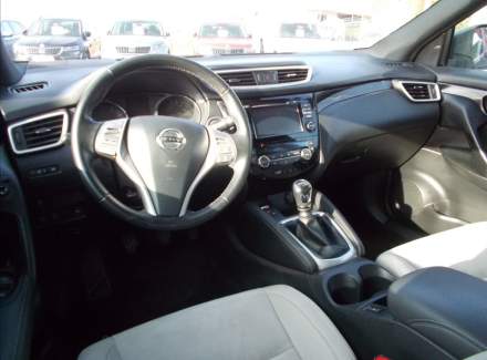 Nissan - Qashqai