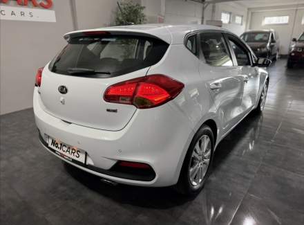 Kia - Cee'd