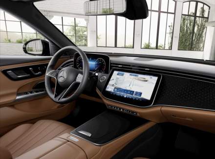 Mercedes-Benz - E-class