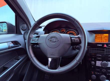 Opel - Astra