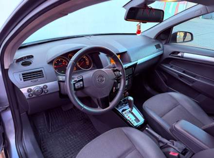 Opel - Astra