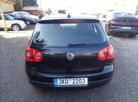 Volkswagen - Golf