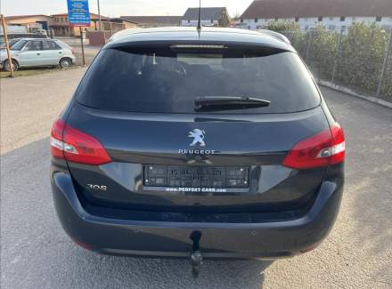 Peugeot - 308