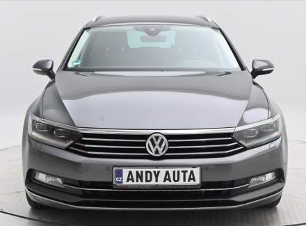 Volkswagen - Passat