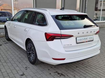 Škoda - Octavia