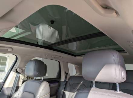 Volkswagen - Touareg