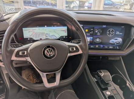 Volkswagen - Touareg