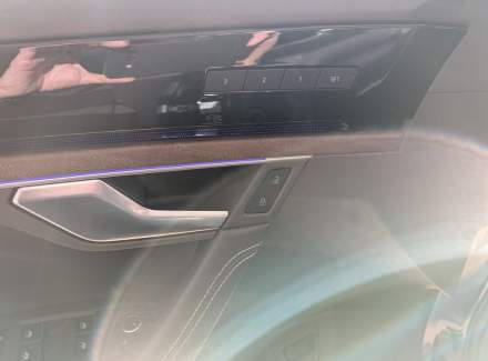 Volkswagen - Touareg