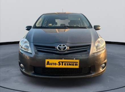 Toyota - Auris