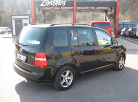 Volkswagen - Touran