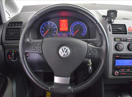 Volkswagen - Touran