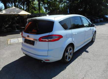 Ford - S-MAX