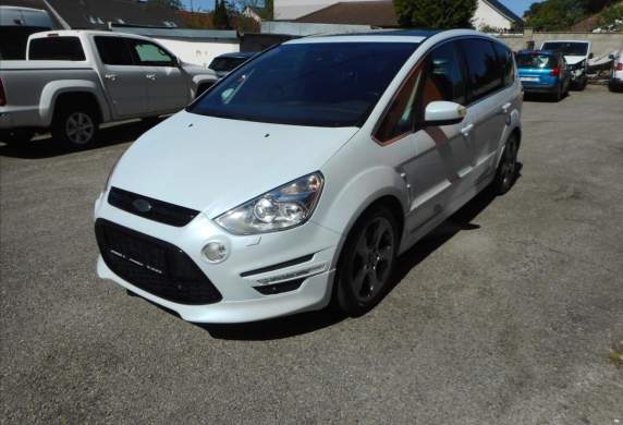 Ford - S-MAX