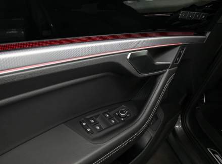 Volkswagen - Touareg