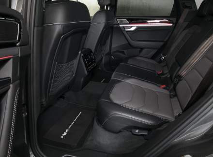 Volkswagen - Touareg