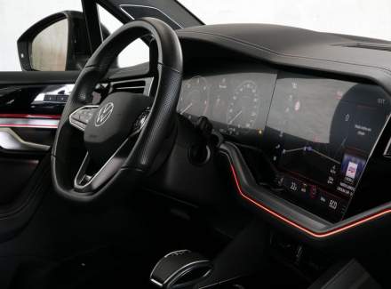 Volkswagen - Touareg