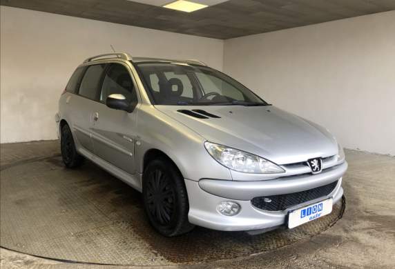 Peugeot - 206