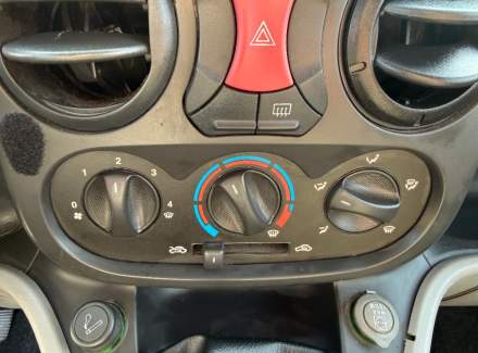 Fiat - Doblo 1.9 Multijet (105 Hp)