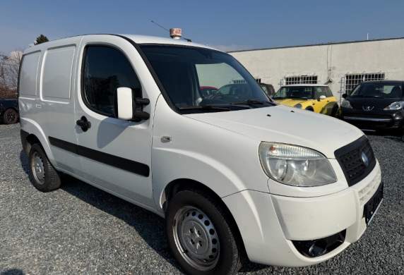 Fiat - Doblo 1.9 Multijet (105 Hp)