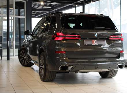 BMW - X5