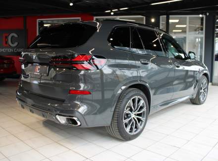 BMW - X5