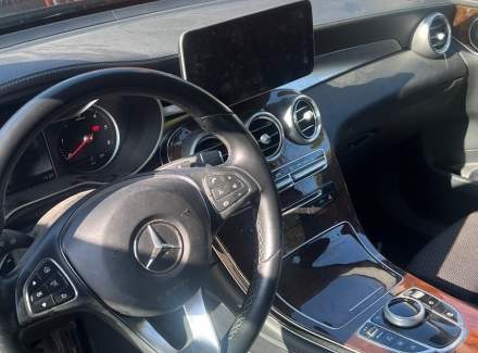 Mercedes-Benz - GLC