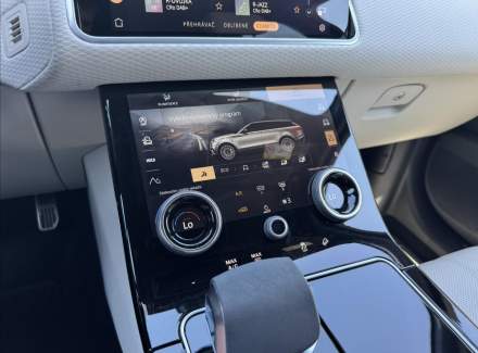 Land Rover - Range Rover Velar