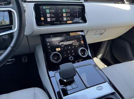 Land Rover - Range Rover Velar